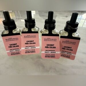 🥥 NWT Bath & Body Works 🌴 Coconut Pina Colada Wallflower Refills x4